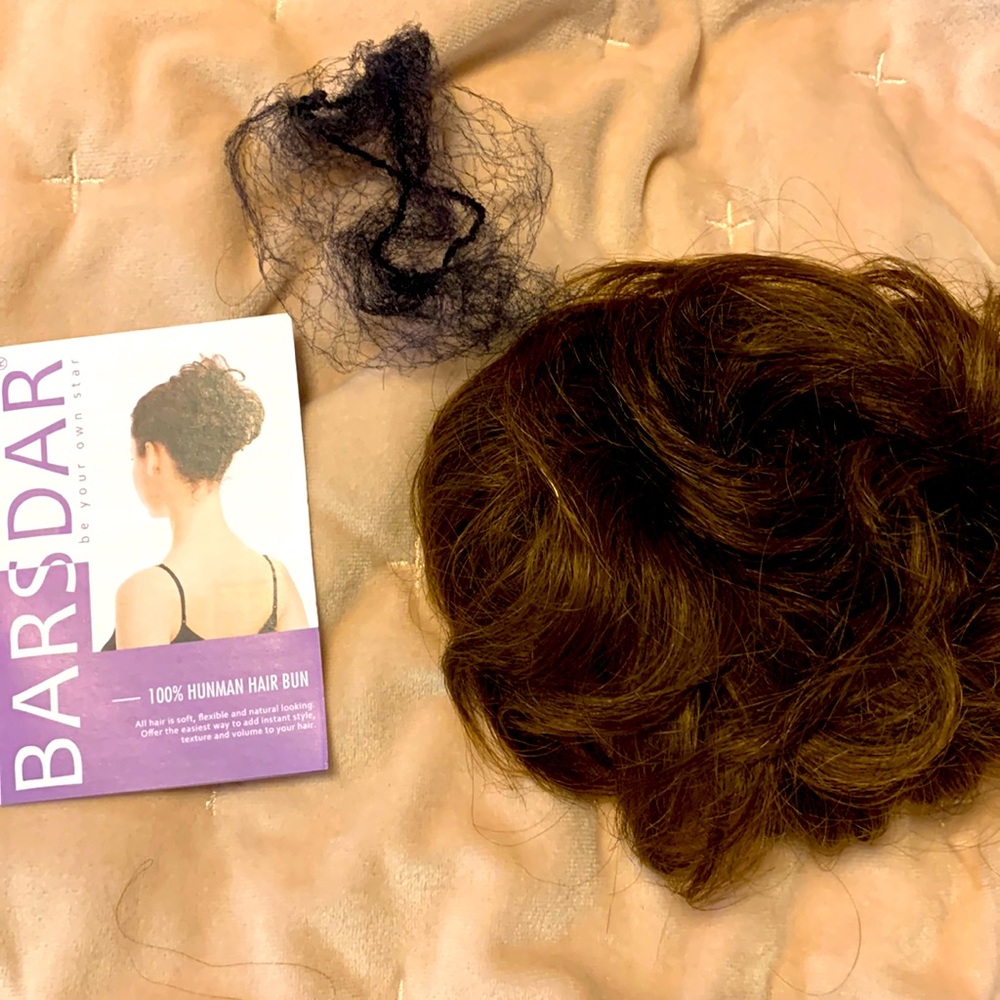 NWT Human hair messy bun. Medium chestnut brown.